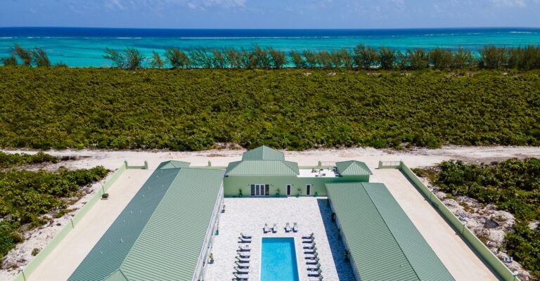 Bird's eye view of Ocean Breeze Resort